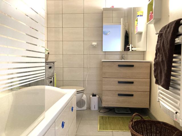 A ST SORLIN EN BUGEY, bel appartement T3 en duplex de 67 m² avec terrasse et 2 places de stationnementSaint Sorlin en Bugey 01150