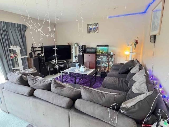 A standalone house in convenient location