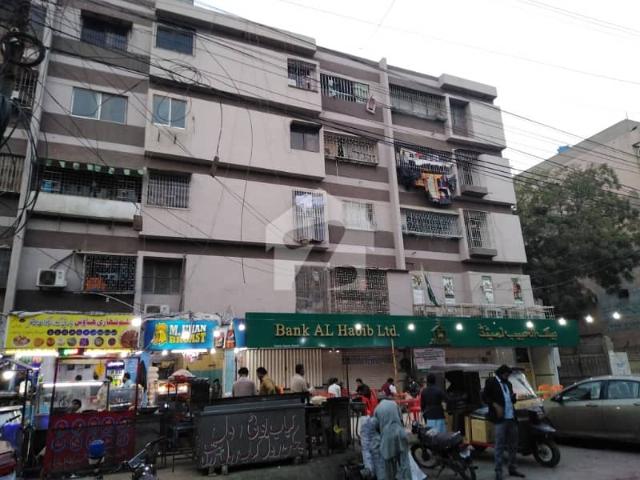 A Stunning Flat Is Up For Grabs In Gulshan e Iqbal Block 13/D Karachi