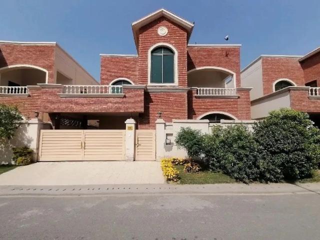A Stunning House Is Up For Grabs In Askari 3 Multan DHA Defence ID 98915