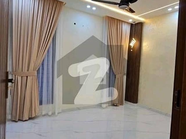 A Stunning House Is Up For Grabs In Bahria Town Sector C Lahore