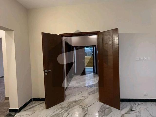 A Stunning Prime Location House Is Up For Grabs In Askari 6 Karachi Askari 6