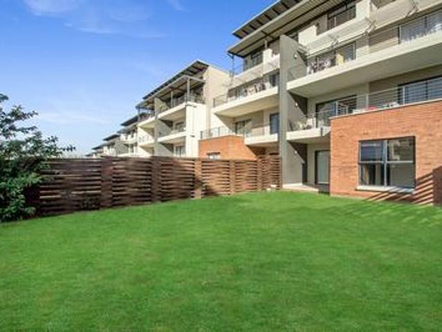 a stunning three bedroom two bathroo.