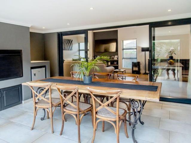 A Stylish Home In A Prime Area