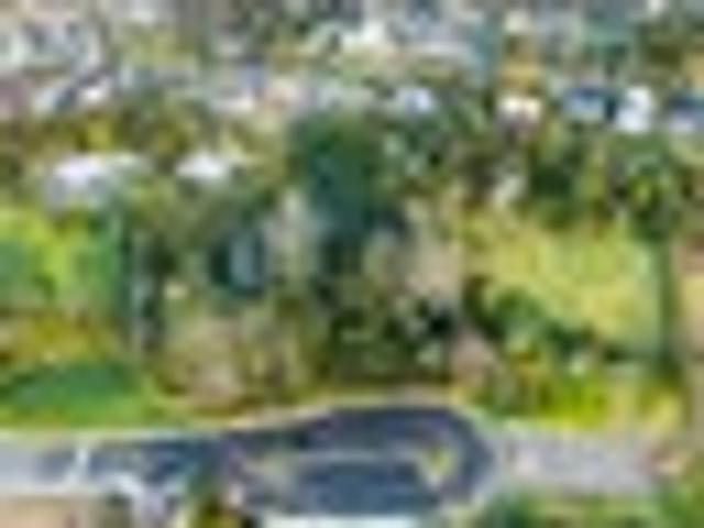 A Substantial 1,328sqm Green Holding