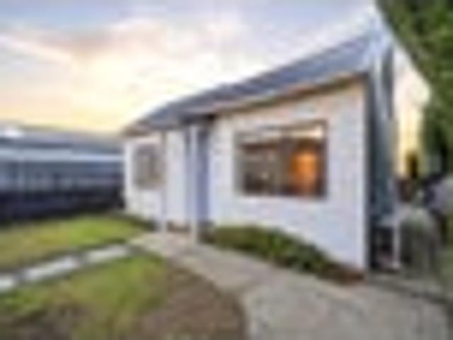 A Super Cute Cottage Packed With Charm