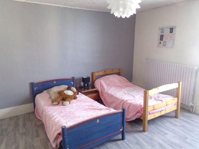 A SAINT ALBAIN PROCHE MACON MAISON 5 PIECES DE 150 M2 SUR