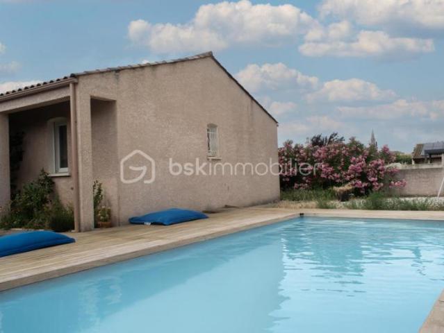 A Saint andré de Sangonis, maison de 103 m² sur 626 m² de terrain avec piscine