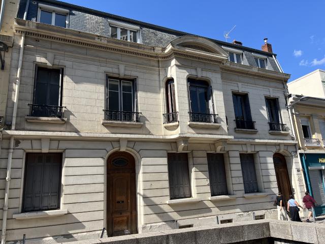 À Saint Étienne, appartement de 20.78m2 dernier étage en loc