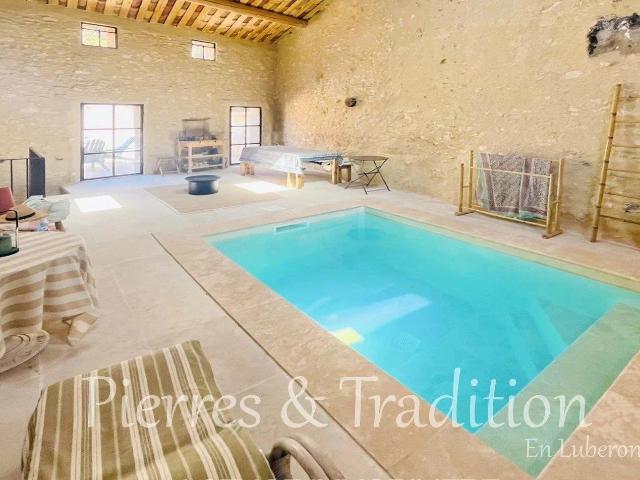 A Saint Saturnin les Apt, cette belle maison de village prés. 150m² Saint Saturnin lès Apt