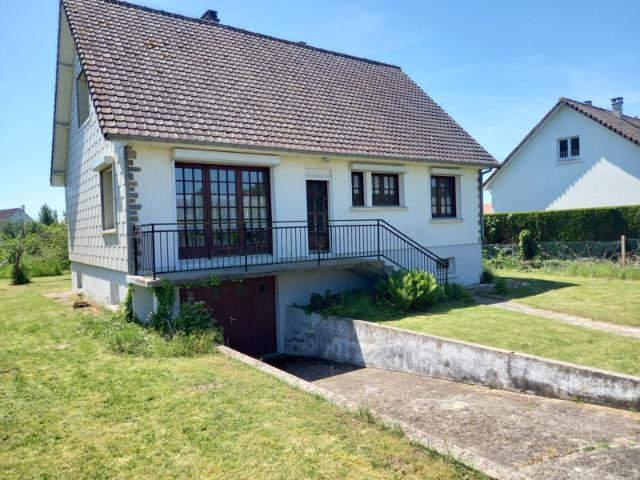 À SAISIR TRES RAPIDEMENT! Maison individuelle sur sous sol