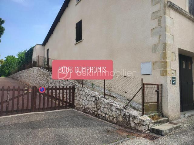 A SAISIR. A MI CHEMIN ENTRE MARMANDE ET BERGERAC, MAISON DE VLLE AVEC JARDIN ET GRAND GARAGE