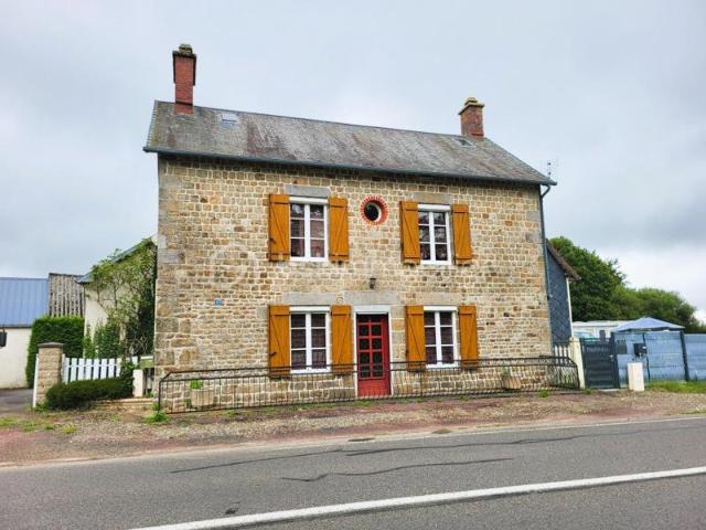 A saisir maison de campagne proche de Mortain