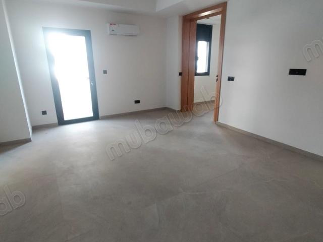 À saisir: plateau de bureau aménagé de 180m² à louer bien situé au centre ville