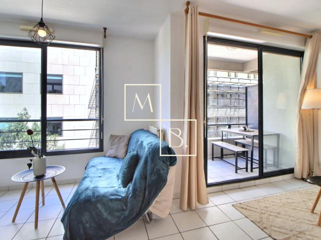 A SAISIR ! Studio meublé Port Marianne A LOUER 22m2 avec balcon vue Lez + parking sécurisé