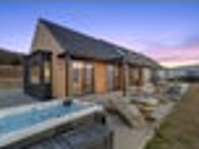 A sanctuary woven into the Central Otago landscape