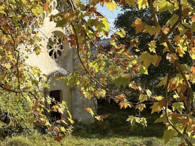 A Sault, en exclusivité, une propriété à restaurer avec vue
