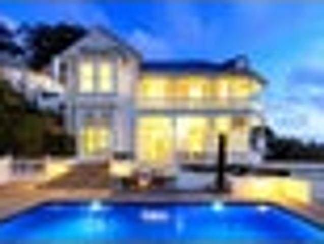 A GREAT COUNTRY MANOR HOUSE CV $12,000,000