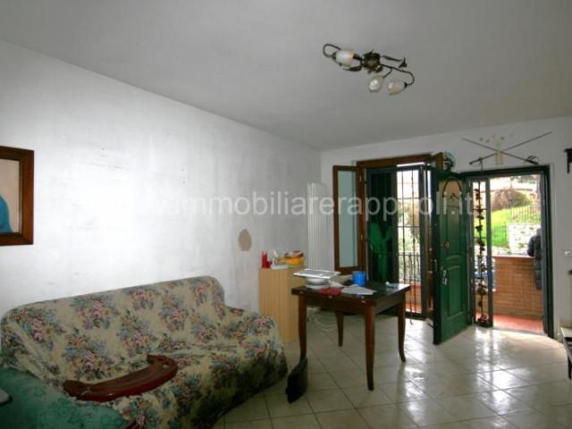 A Sinalunga, in una posizione strategica vicina ai principal. 101m² Sinalunga