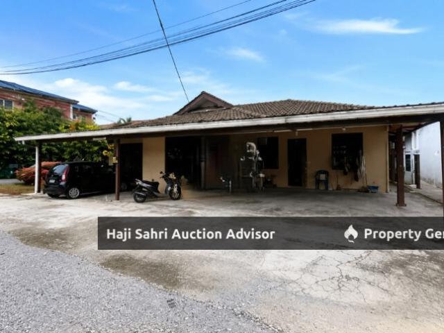 A Single Storey Detached House yang Beralamat Pos di No. 163, Lorong Dato' Mufti 4, Kg Dato Mufti, 68000, Ampang, Selangor