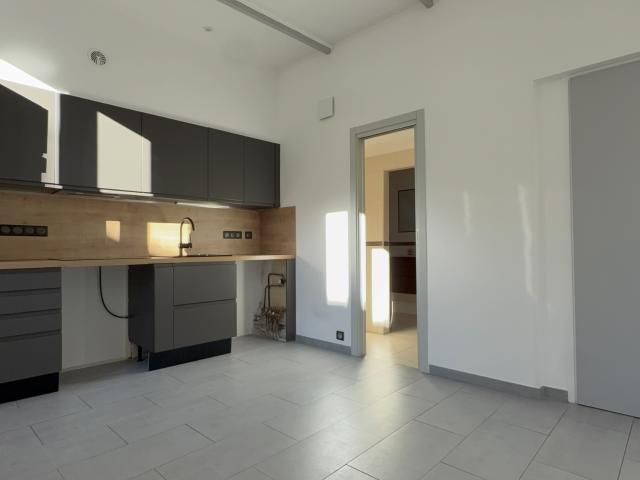 À Sospel, immense appartement à vendre 158000 €