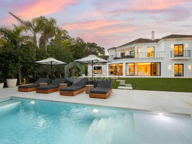 A SOPHISTICATED VILLA IN NUEVA ANDALUCIA
