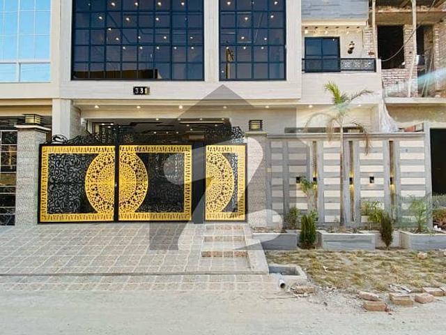 A Spacious Prime Location 7 Marla House In Buch Villas Phase 2 Manik Block