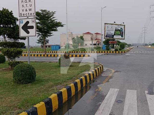 A Spacious 1 Kanal Residential Plot In DHA Phase 7 Block Z1