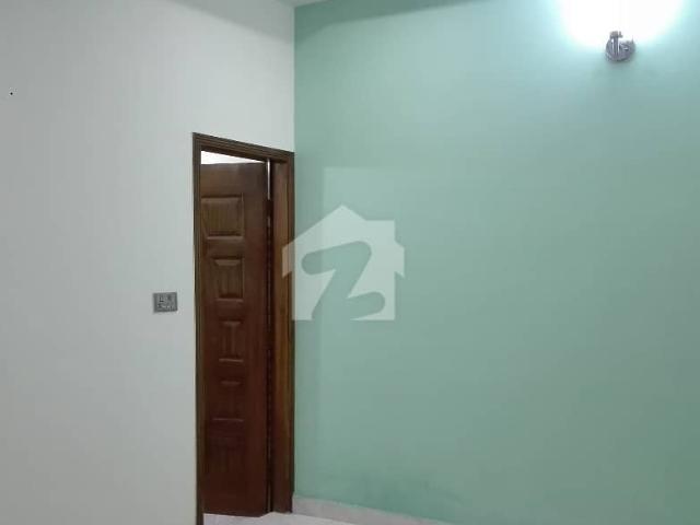 A Spacious 394 Square Feet House In Al Hamad Colony AIT