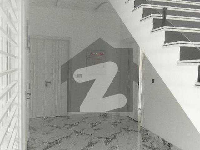 A Spacious 500 Yard House In Bahria Town Phase 8