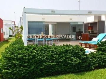 A. T. 260 m² ¡Bajó de Precio! Bonita Casa con Vista Al Mar, 1era Fila