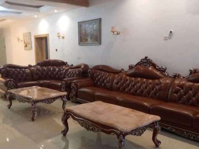 A tastefully furnished Six 6 Bedroom detached house