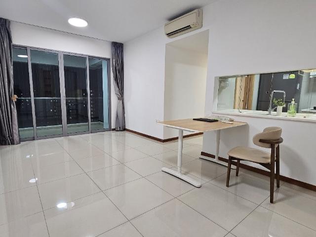 A Treasure Trove Condominium For Rent, $3,990, 2 Bed 2 Bath 915 sqft $4.36 psf