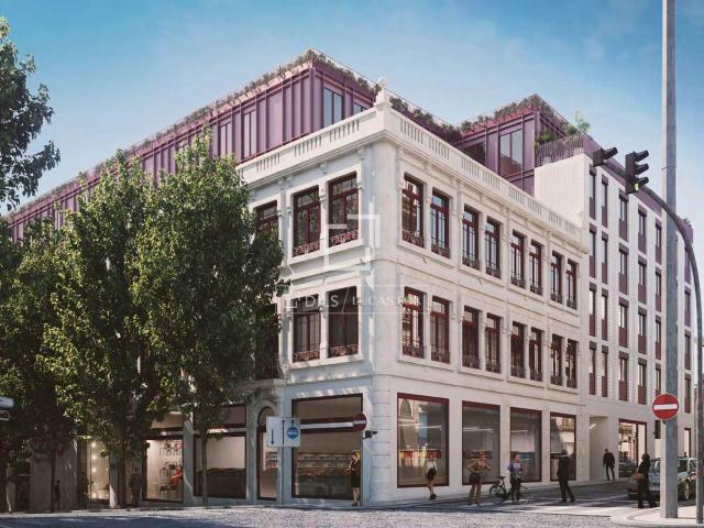 A uma curta distância da Avenida dos Aliados e do mercado do. 172m² Porto