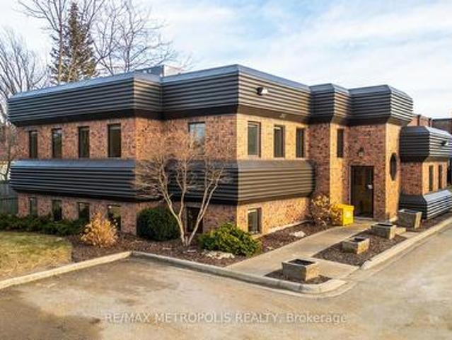 A Upper 2695 Hamilton Road, Sarnia, ON, N0N 1C0 commercial for lease | Listing ID X13528 | Royal LePage