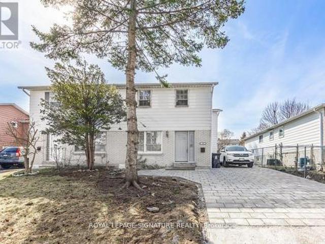 A.Upper 54 Tuscarora Drive, Toronto, ON, M2H 2K3 house for lease | Listing ID C13079 | Royal LePage