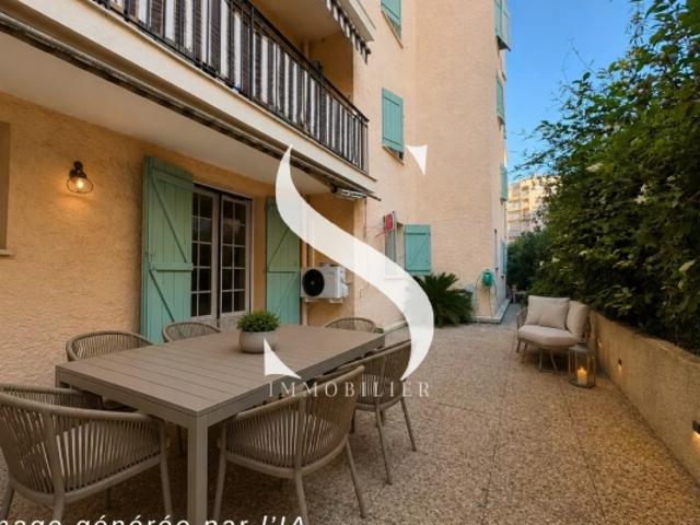 À Vallauris, appartement 4 pièces en rez de jardin à vendre !
