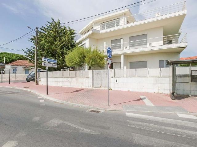 à venda Mansão alto padrão de 420 m2, Charneca de Caparica, Setúbal