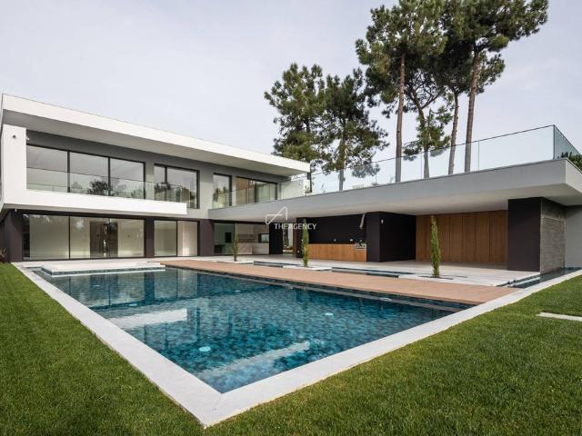 à venda Mansão alto padrão de 585 m2, Almada, Portugal