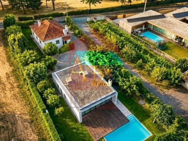 à venda Mansão alto padrão de 165 m2, Vila Verde, Braga