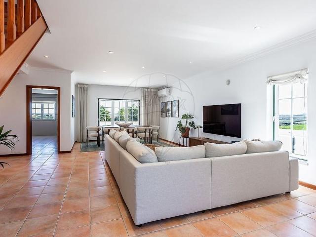 à venda Mansão alto padrão de 187 m2, Torres Vedras, Portugal