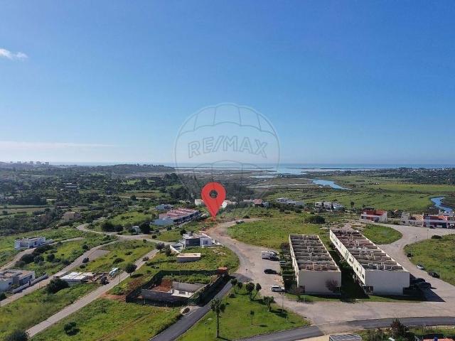 à venda Mansão alto padrão de 193 m2, Mexilhoeira Grande, Faro