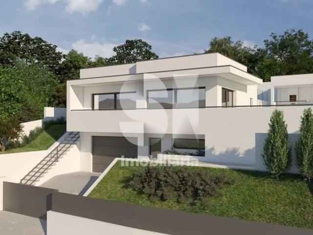 à venda Mansão alto padrão de 210 m2, Rossas, Aveiro