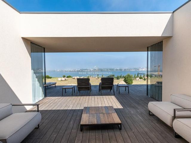 à venda Mansão alto padrão de 252 m2, Vila Nova de Gaia, Portugal
