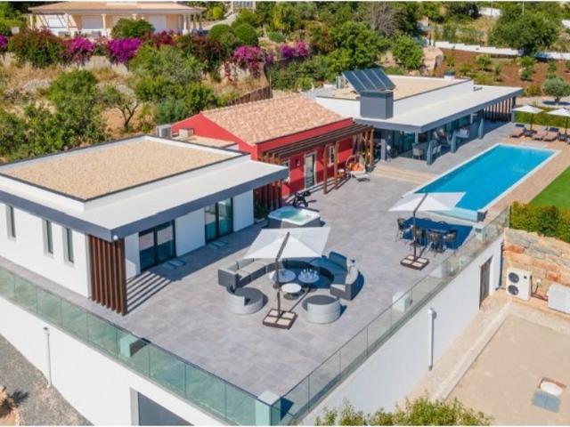 à venda Mansão de 477 m2, Alfeicao, Loulé, Faro
