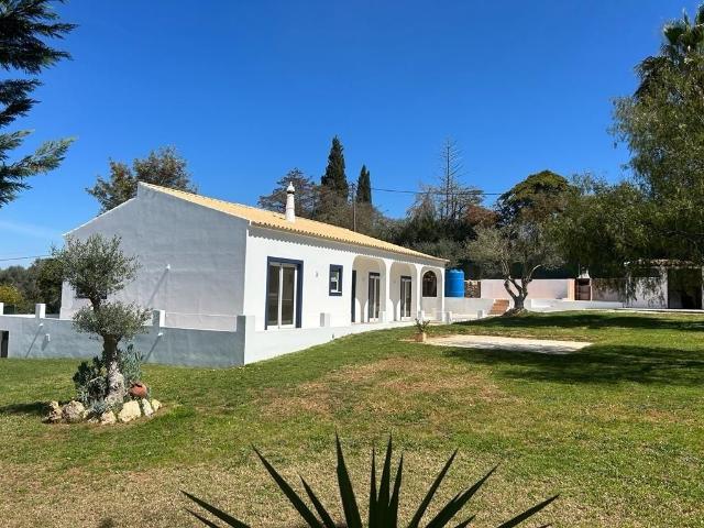 à venda Mansão de 135 m2, Lagoa e Carvoeiro, Lagoa, Faro