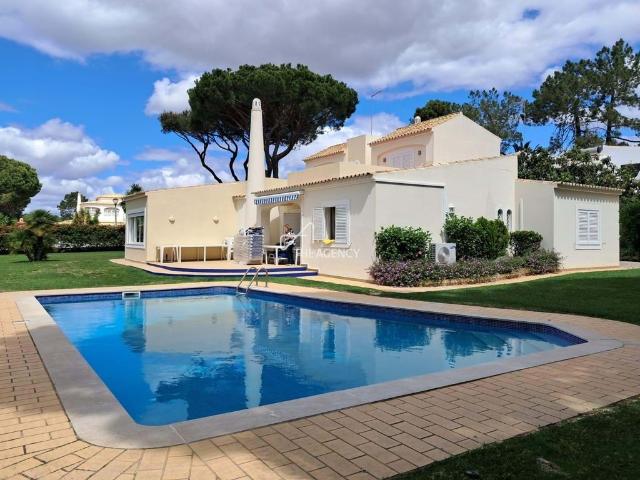 à venda Mansão de 167 m2, Vilamoura, Faro