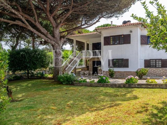 à venda Mansão de 274 m2, Bairro 25, Óbidos, Leiria