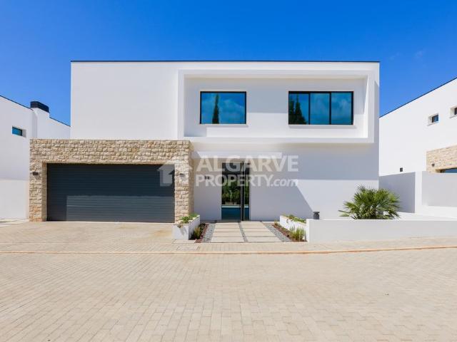 à venda Mansão de 350 m2, Vilamoura, Faro