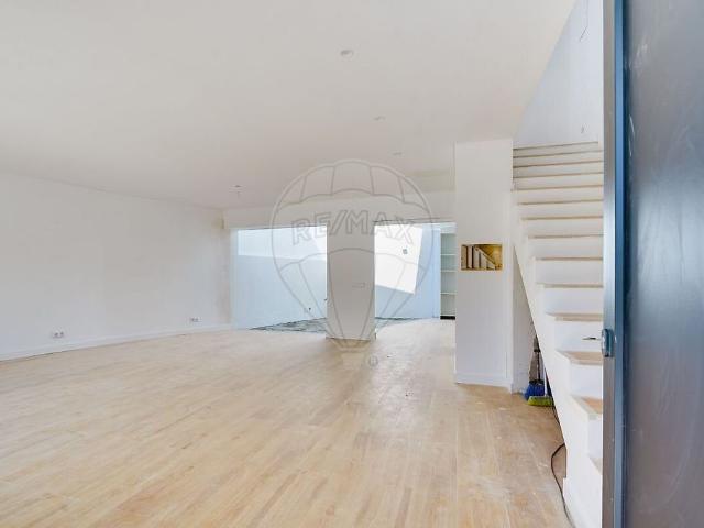 à venda Mansão alto padrão de 96 m2, Oeiras, Lisboa